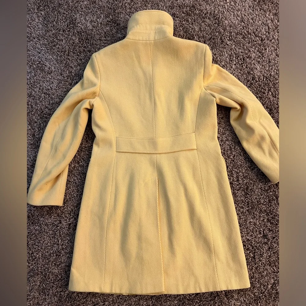 Vintage Talbots Wool Coat in Yellow, Size 8 - Picture 6 of 6